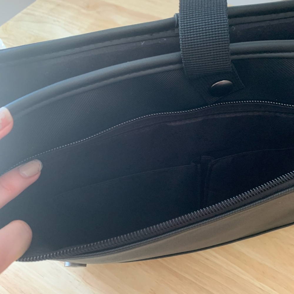 Bugatti Computer Bag - Picture 5 of 8